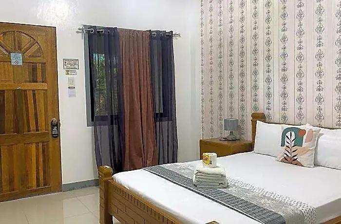 Hotell Elen - Malapascua Island Air-conditioned Room2 Daanbantayan