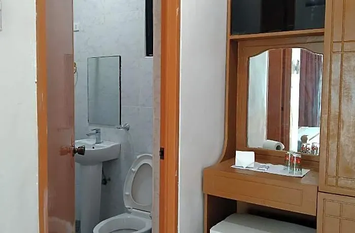 Elen - Malapascua Island Air-conditioned Room2 5* Daanbantayan