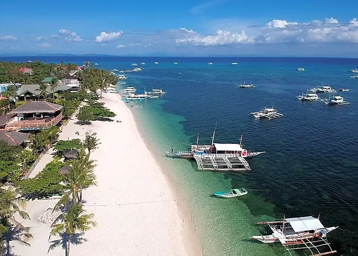 Elen - Malapascua Island Air-conditioned Room2