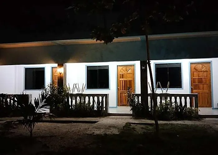 Elen - Malapascua Island Air-conditioned Room2 5* Daanbantayan